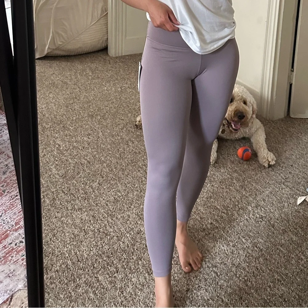 BRAND NEW WITH TAGS Nike Yoga Leggings